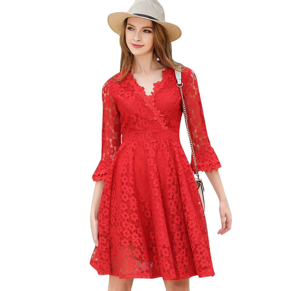 Фото 2018 Red Summer Lace Dress Women Hollow Out Flare Sleeve Vestido de Festa Ladies V-Neck Sexy Dresses High Waist Robes Mujer N618 Женская 2018 Red Summer Lace Dress Women Hollow Out Flare Sleeve Vestido de Festa Ladies V-Neck Sexy Dresses High Waist Robes Mujer N618 Женская