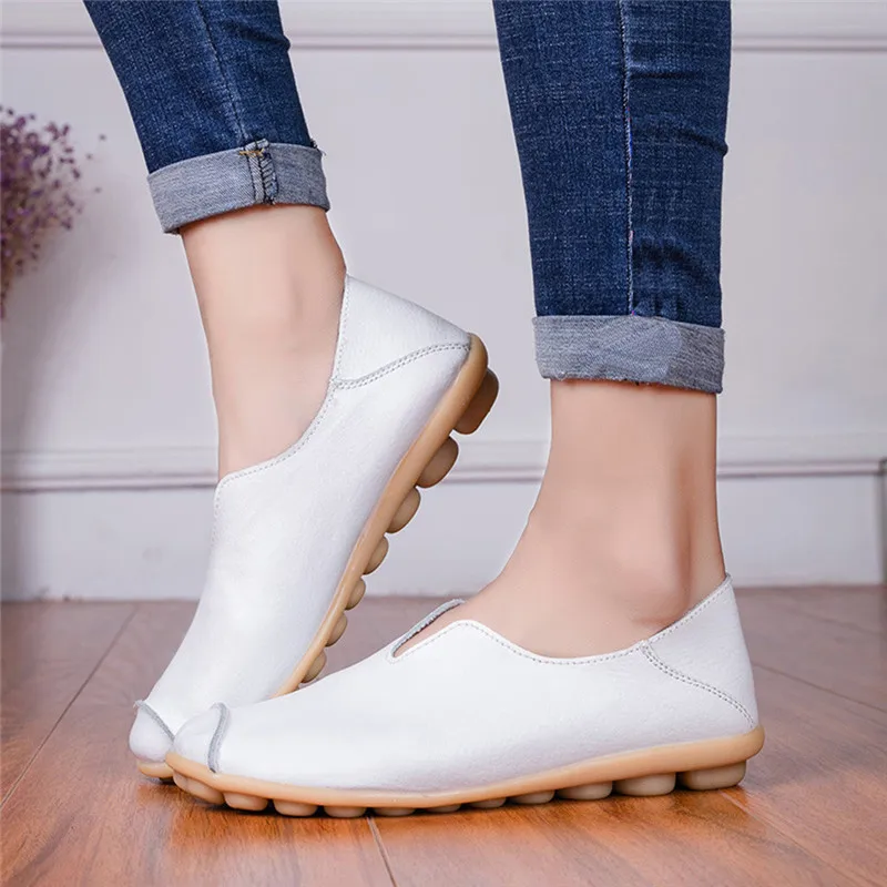 Женские мокасины кожаные туфли на плоской подошве мягкие Лоферы без шнуровки