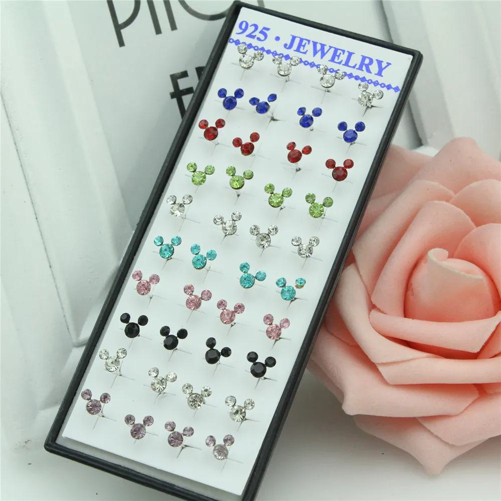 40 шт. женские серебряные серьги-гвоздики с кристаллами | Украшения и аксессуары