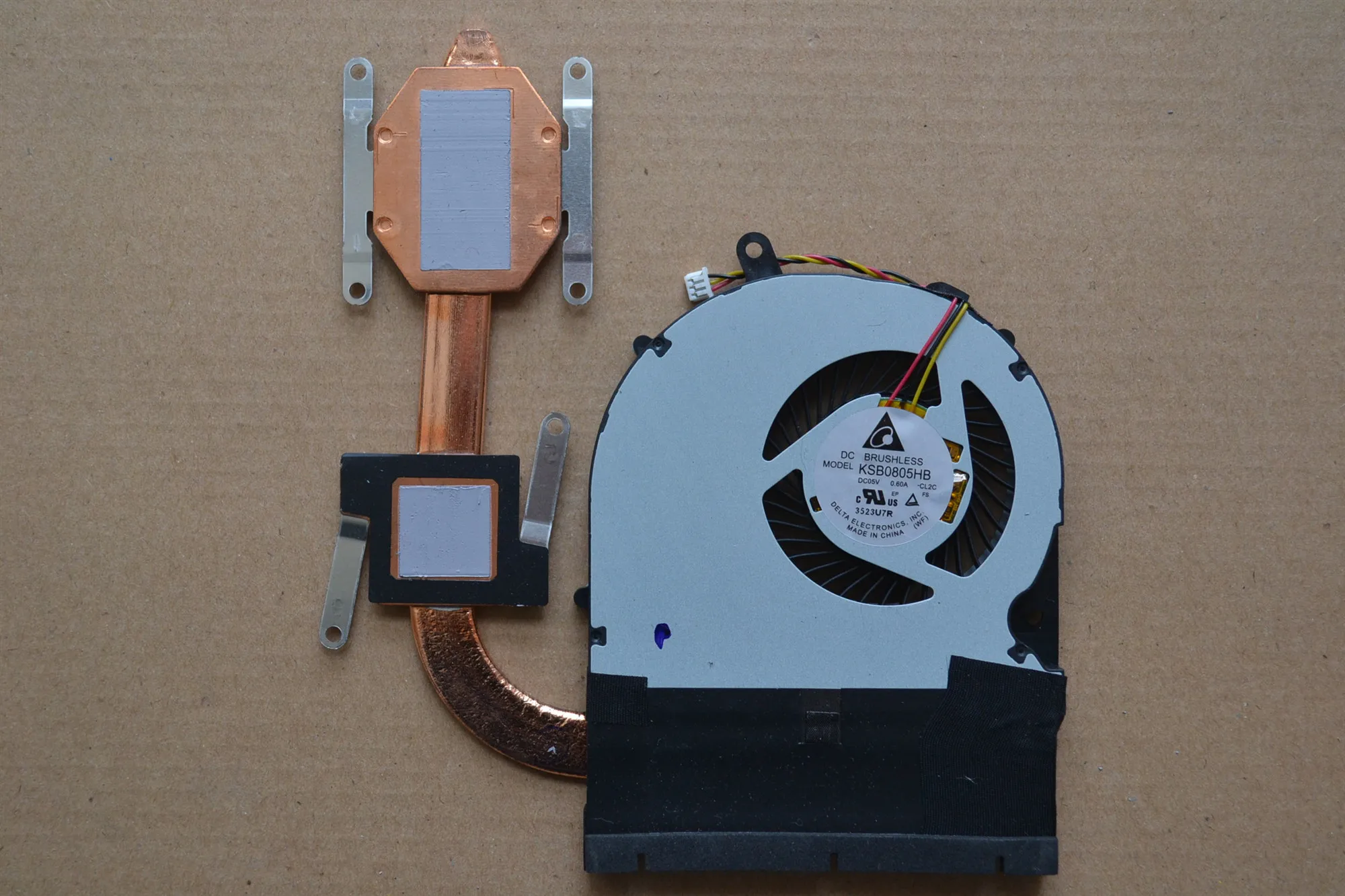 Новый вентилятор для охлаждения процессора ноутбука TOSHIBA P50 S50 S55 P50T P50-AST2NX2 AST3NX2 ST3NX3