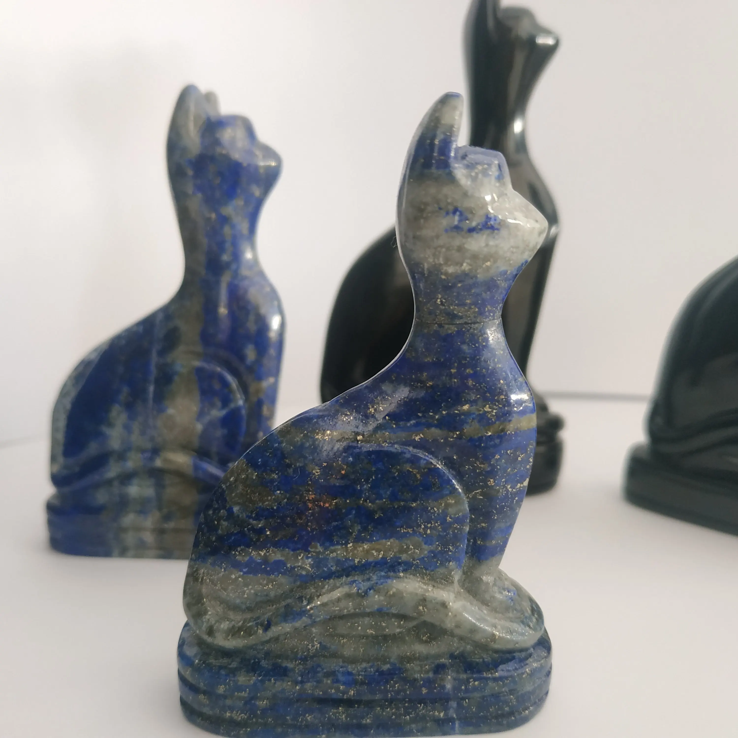 Новый procuct Элегантный Кот Кристалл Резьба кошка обсидиан lapis кварц кристалл