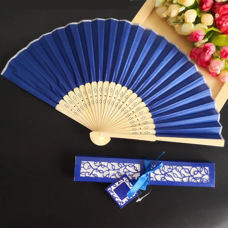 Royal Blue Box 150 шт Персонализированные Свадебные шелковые ручной вентилятор в элегантной лазерной огранке подарочной коробке+ вечерние сувениры/свадебные подарки под заказ Печать - Цвет: Royal Blue Box