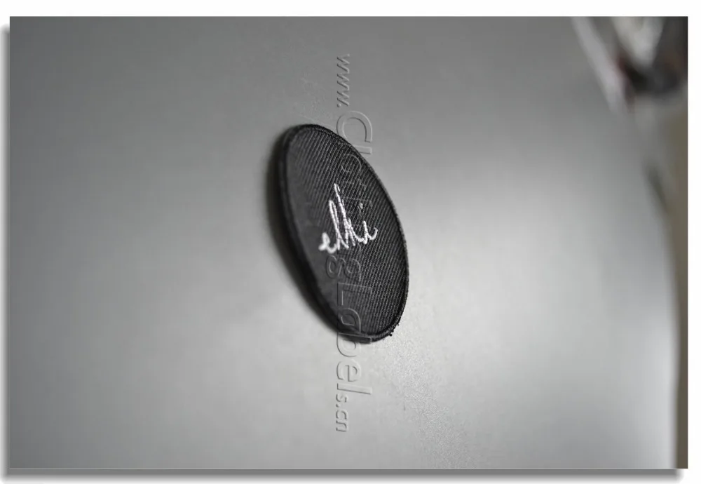 3D светоотражающие этикетки для вышивки на заказ утюг этикетке ткань из Твила. |