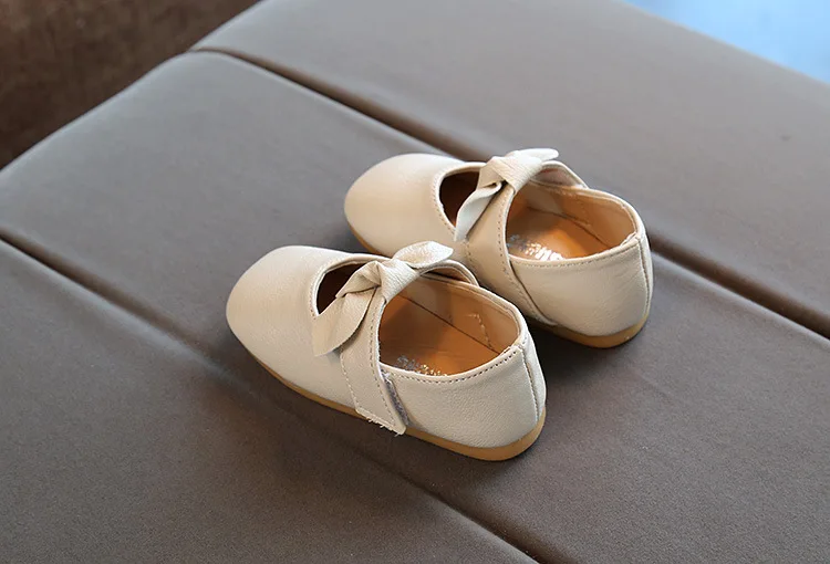 Новинка 2017 детская обувь Весна и осень девочек сплошной цвет лук украшения