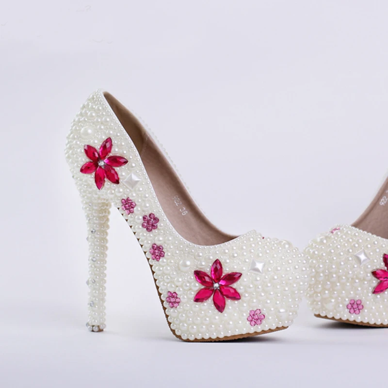 Туфли невесты с белым жемчугом и розовыми стразы свадебные туфли под заказ