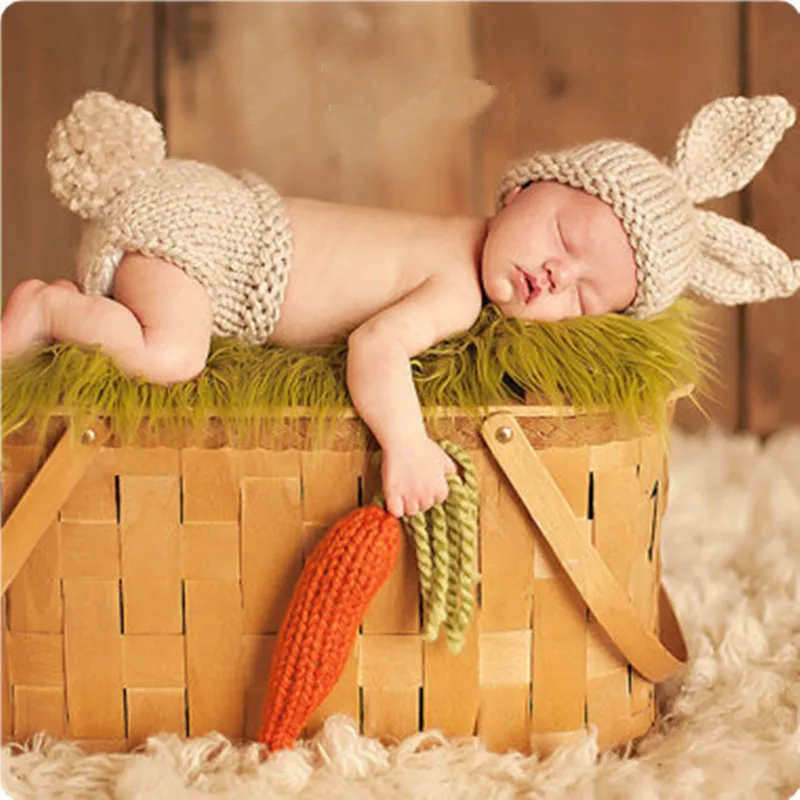 

knitted bunny and radish knitting weaving Children's wear cute newborn infants and young children photography show