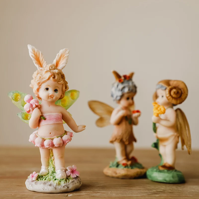 

Lovely Resin Craft Figurines Dolls Christmas Gifts For Women Angel Resin Dolls Desk Accessory Home Decoration
