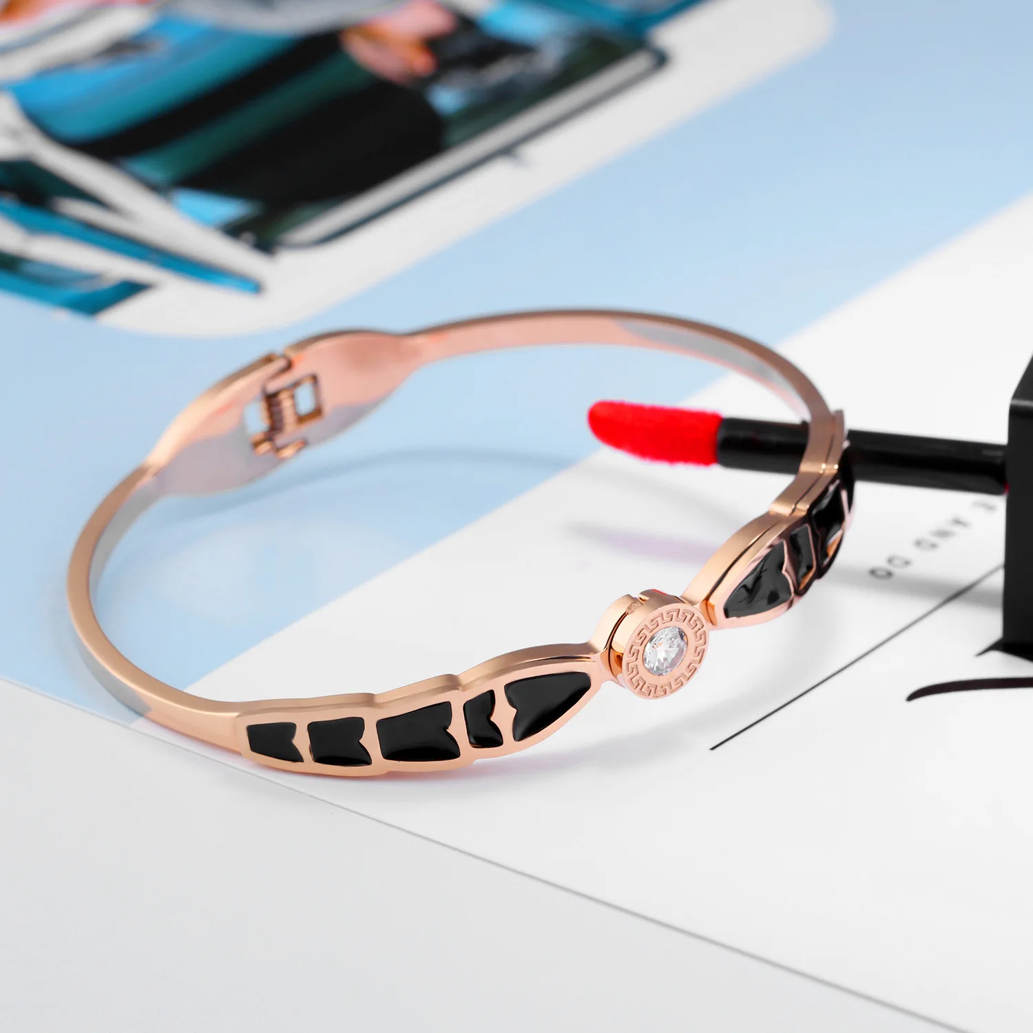 Мода зодиака эмаль черная змея браслет из розового золота греческий