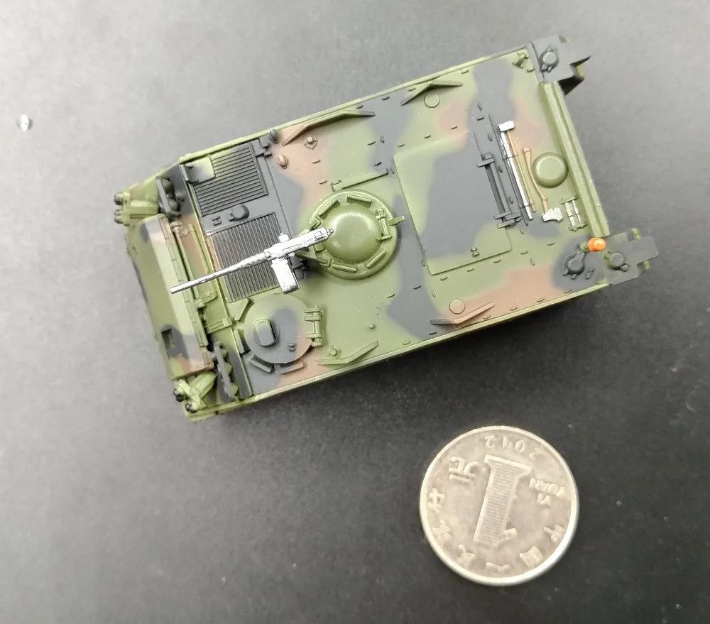 1: 72 армии США M113A2 отслежены бронированный модель автомобиля Трубач 35006 Коллекция Модель Масштаб 1/72 майка модели сцены