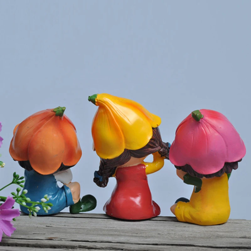 Комплект детской одежды из 3 х предметов с изображением куклы смолы украшение