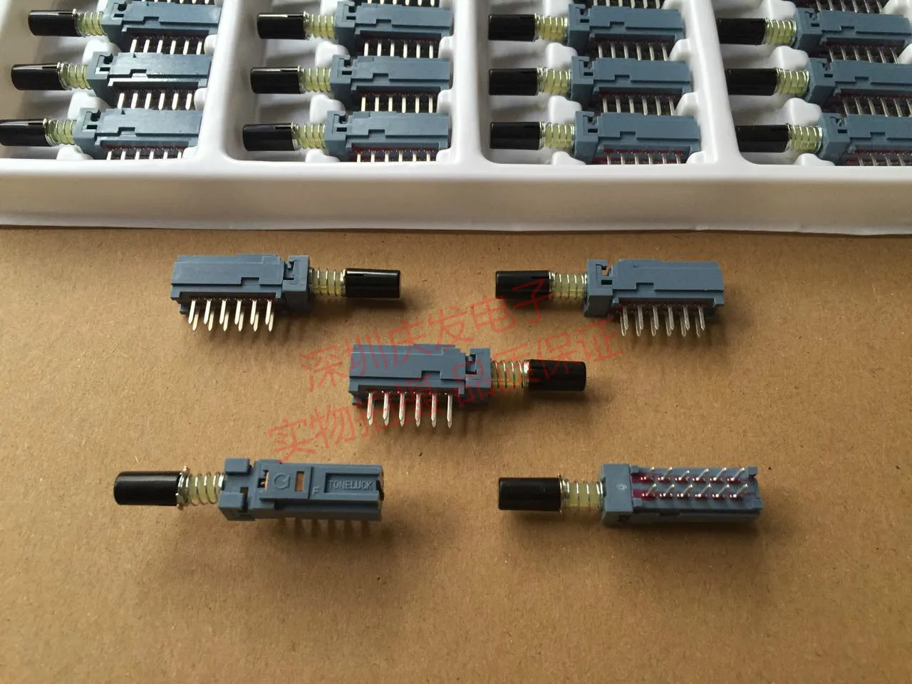 

[VK] Direct Key Switch Keyboard Keys With Lock 12 pin 12 feet Self locking Power Switch Power Amplifier With Cap button