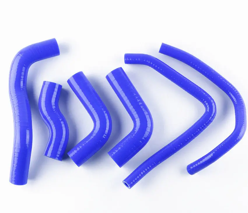 Силиконовый шланг для антифриза. Силиконовый патрубок системы охлаждения ford fusion. Шланг силиконовый. Силиконовый шланг охлаждения. Силиконовый шланг охлаждения.