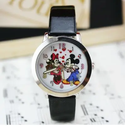 Новая мода Тонкий прозрачный полый циферблат кожаный ремешок наручные часы