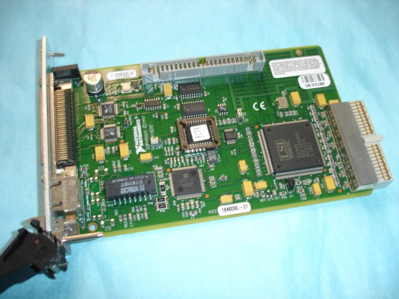 Для PXI-8210 обмена данными DAQ карты- NI национальные инструменты-оригинальные подлинные