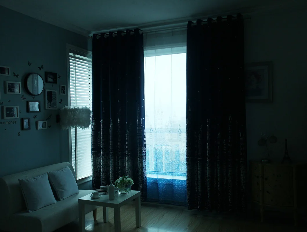 Новинка 2018 серебряные шторы с замком и звездами прошитая белая вуаль высоким