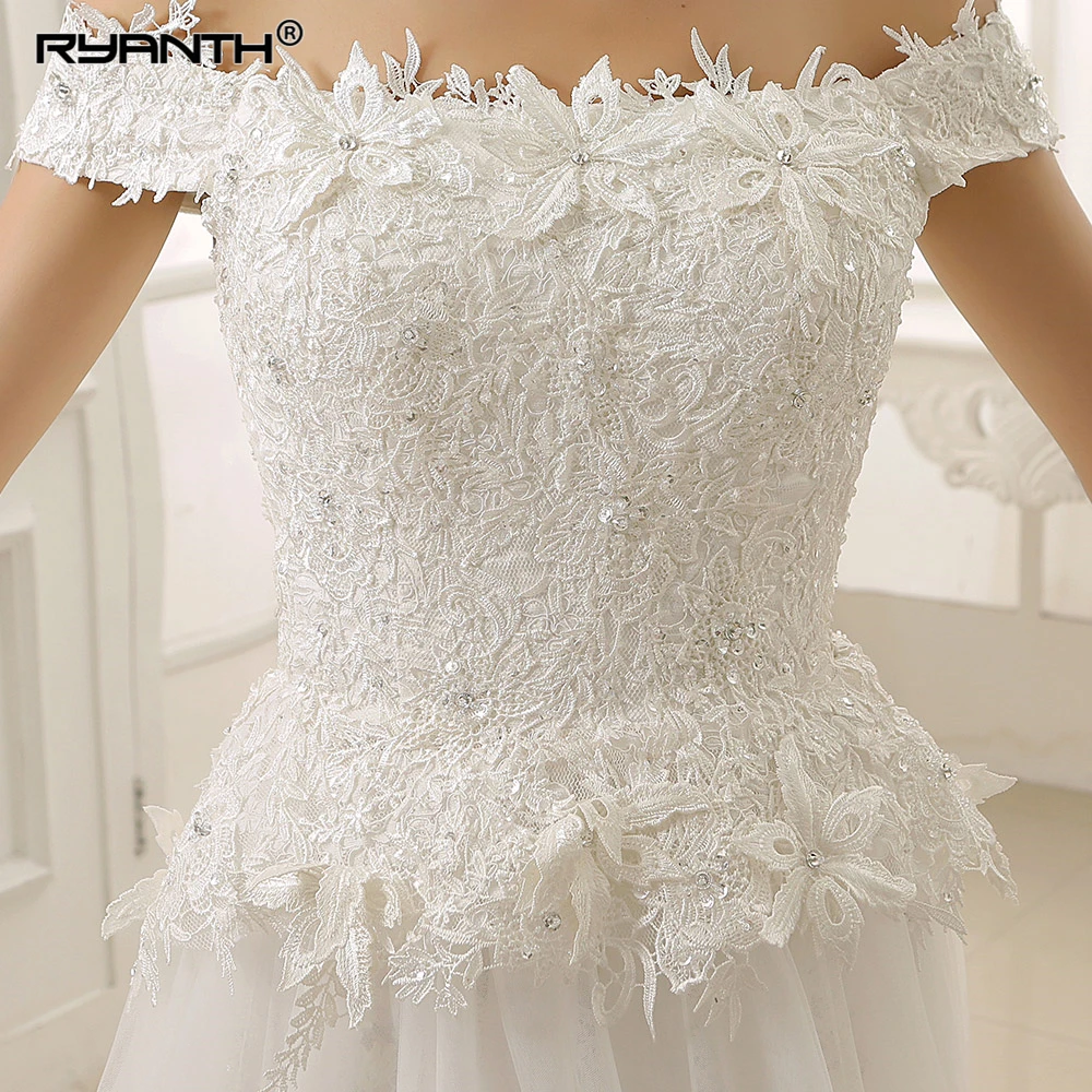 

Robe de mariage 2019 Beach Wedding Dress Off the shoulder Lace A Line Wedding Gowns Lace Up Back Vestido de noiva Custom Made