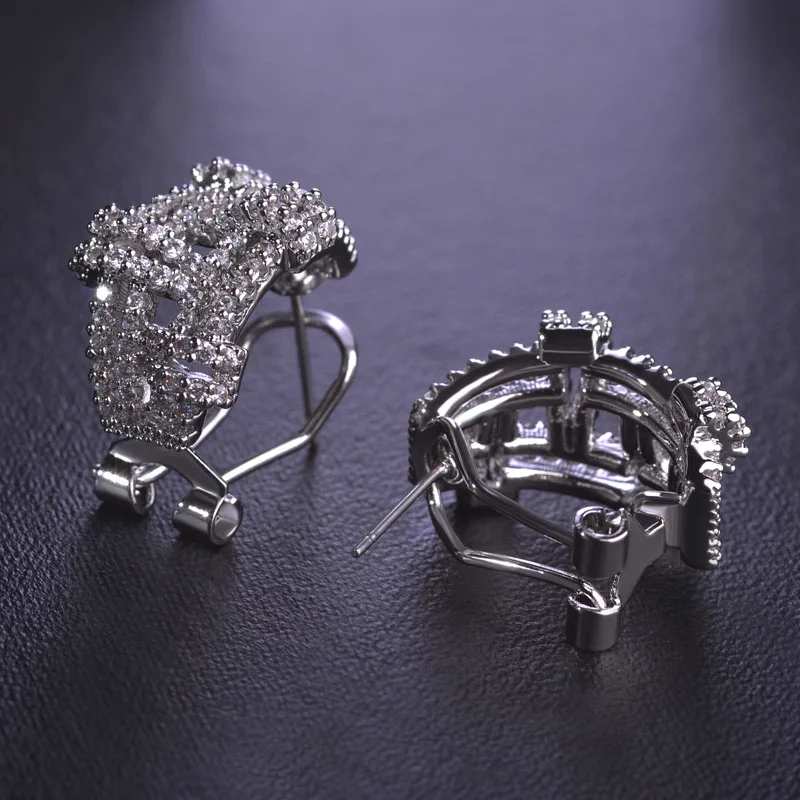 Женские свадебные серьги Blucome золотого цвета из меди с микрозакрепкой и черным