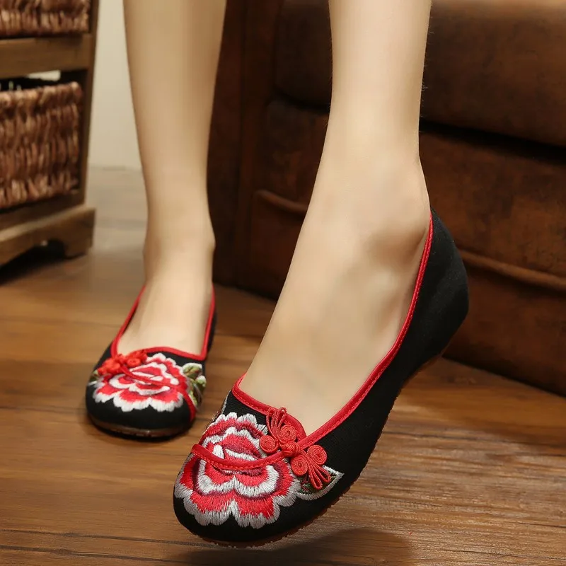 Mavirs 2017 Мода Китайский Стиль Вышитые Цветочные Старый Пекин Хлопка Обувь