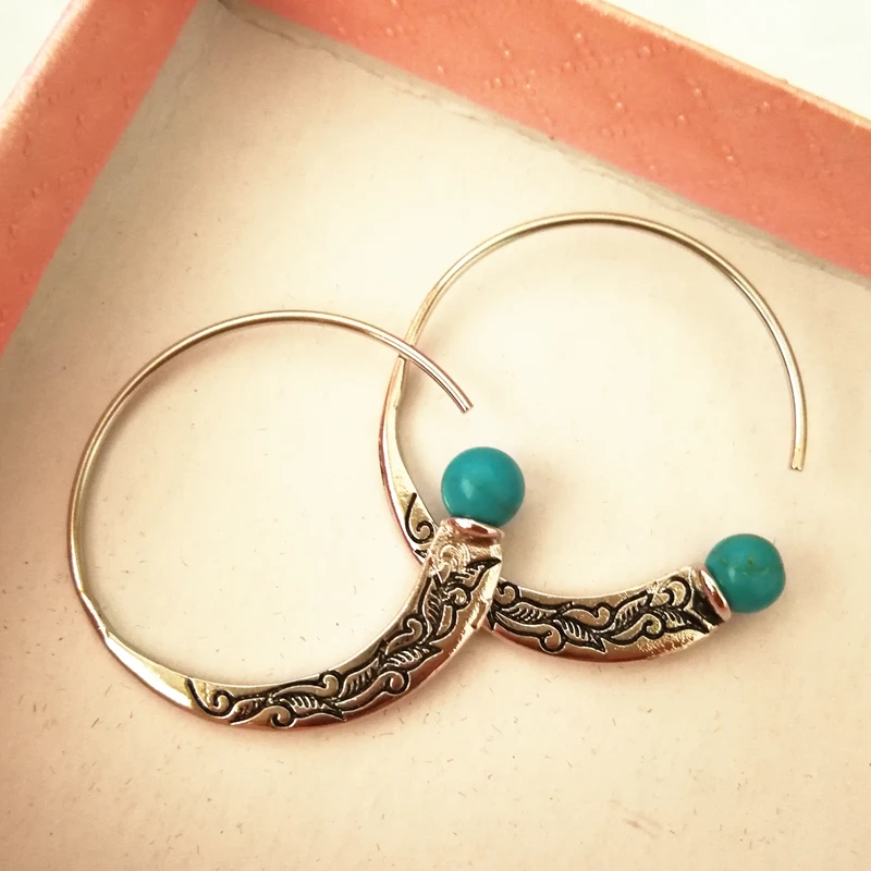 

Antique Silver Earrings for Women Vintage Tibetan Silver Hoop Earring with Green Stone Ethnic Jewelry Accessories Gifts for Lady