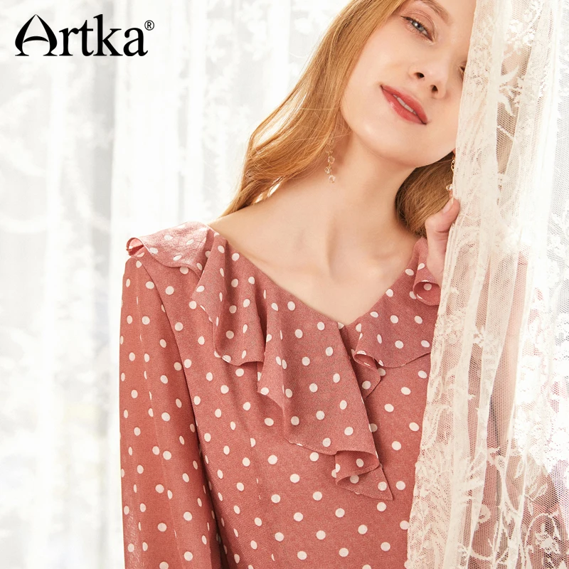 Artka летом 2018 Новый Бабочка рукавом v образным вырезом Нерегулярные тонкая талия