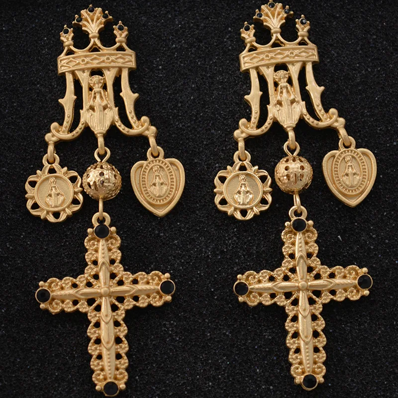 Золотые серьги в стиле барокко для женщин большие виде креста с короной женские