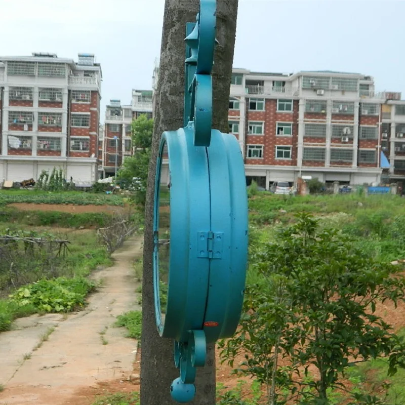 Часы старинные настенные двухсторонние из кованого железа обои | Дом и сад