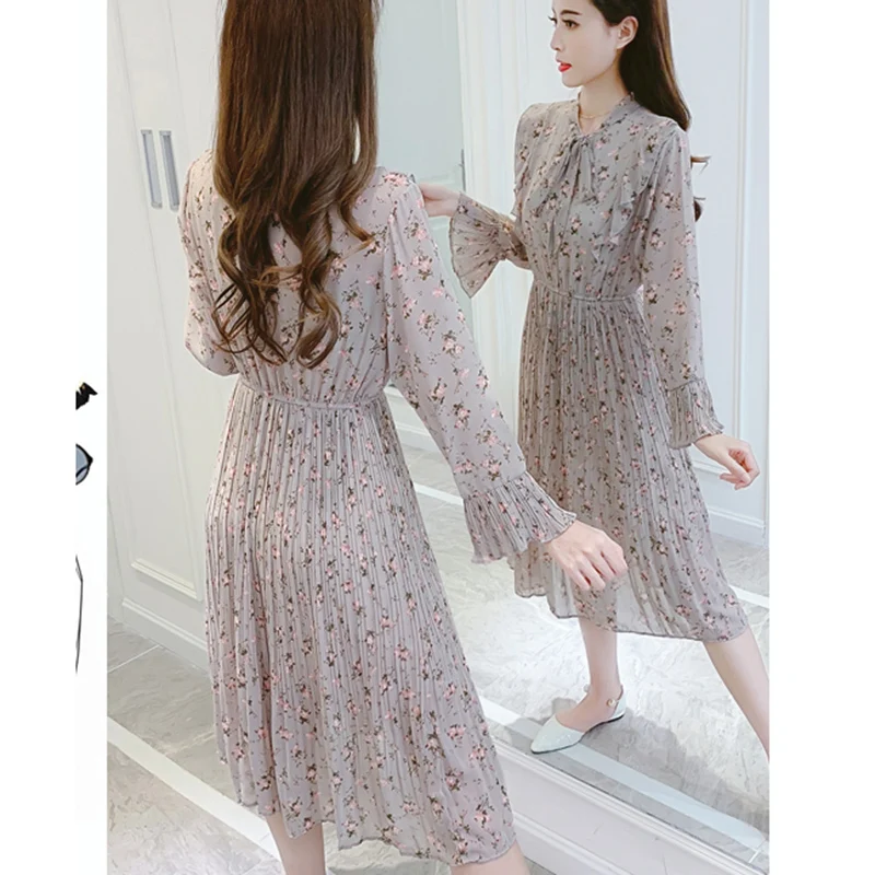 Шифоновое плиссированное платье новинка весны 2019 женское свободное шифоновое с