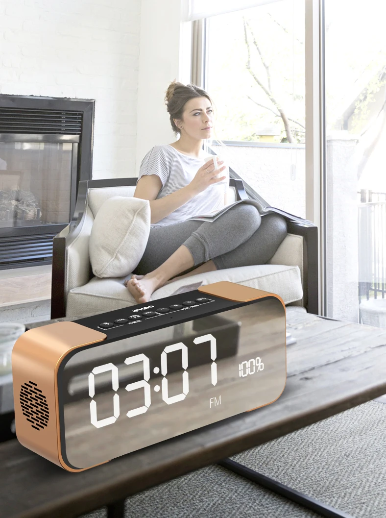 Новое поступление портативный дисплей времени Будильник FM радио TF карта bluetooth-динамик на подставке