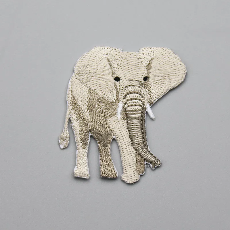 белый слон одежда. роспись одежда слон. футболка женская слон. белый слон одежда. слон в свитере.