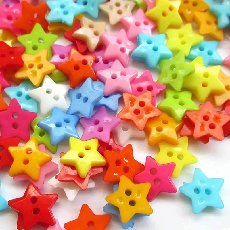 Suoja 50PCS Одежда Аксессуары для шитья 2 отверстия Star Flatback Красочные Мультяшные