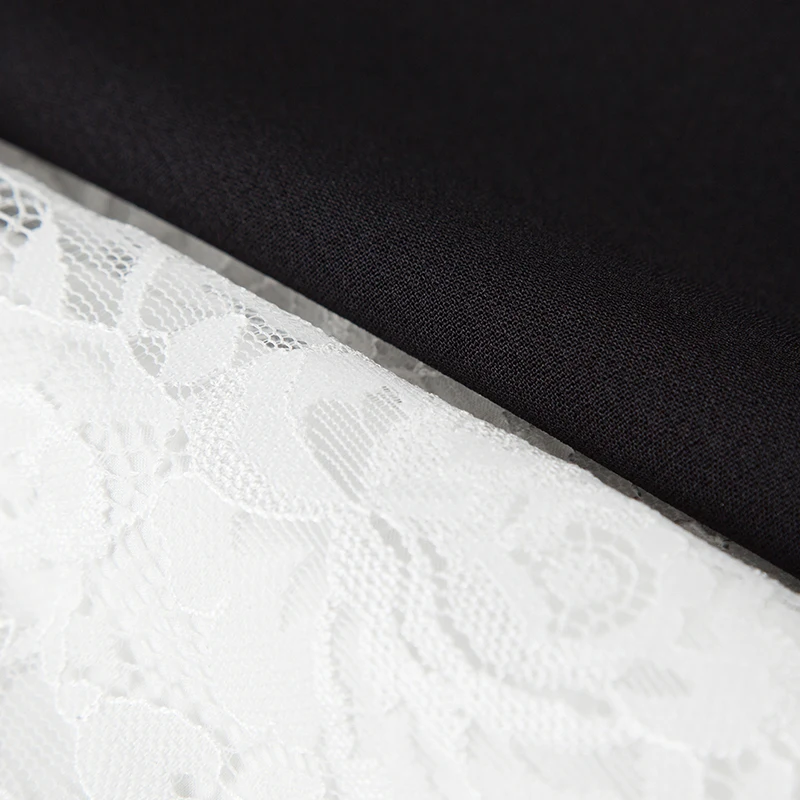 Женское платье на бретельках YIGELILA черное белое с открытыми плечами и рукавами