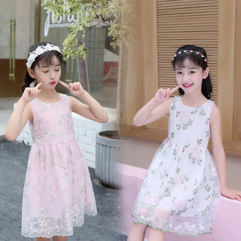 Летнее платье для девочек лето 2019 принцессы без рукавов Цветочная вышивка с