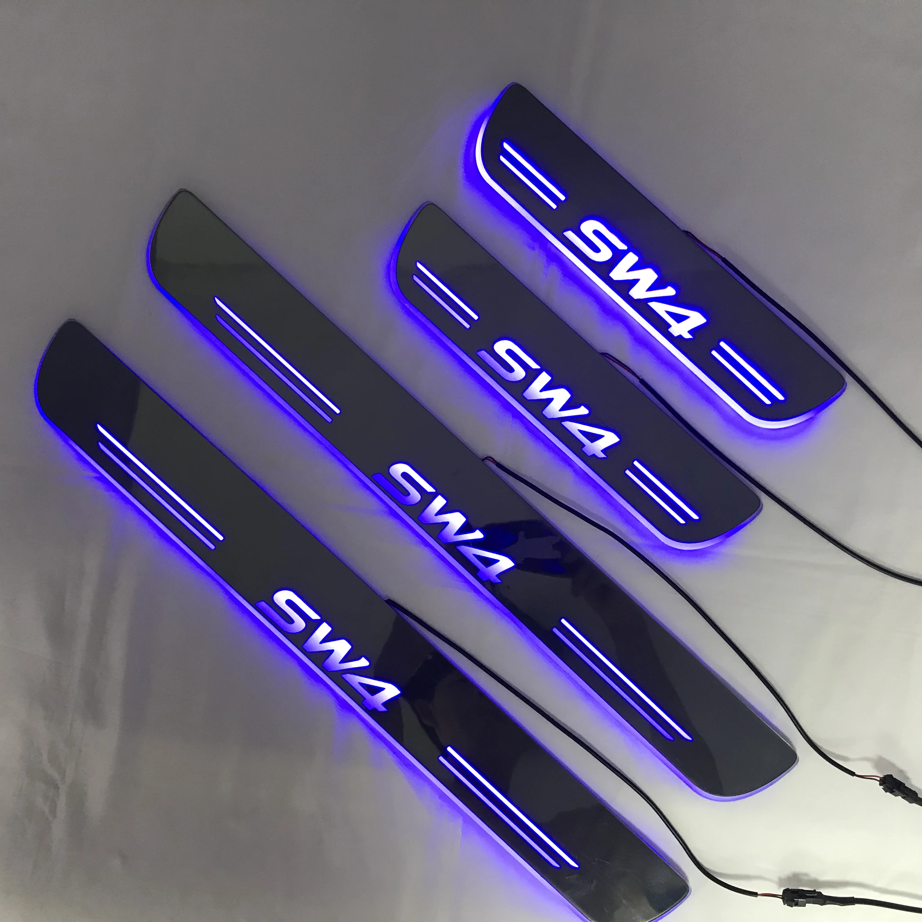 

RQXR led moving door scuff for toyota fortuner sw4 dynamic door sill plate flat lining overlay welcome flow/fixed light, 4pcs