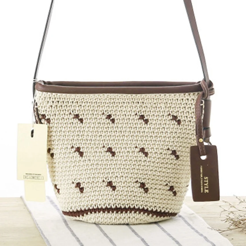 Europe and the United States wind cotton rope shoulder bag new cute oblique slack leisure straw bag beach bag
Europe and the United States wind cotton rope shoulder bag new cute oblique slack leisure straw bag beach bag