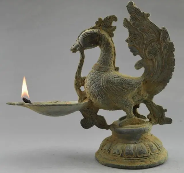 

Elaborate Chinese Collectible Decorated Old Handwork Bronze Phoenix Candlestick