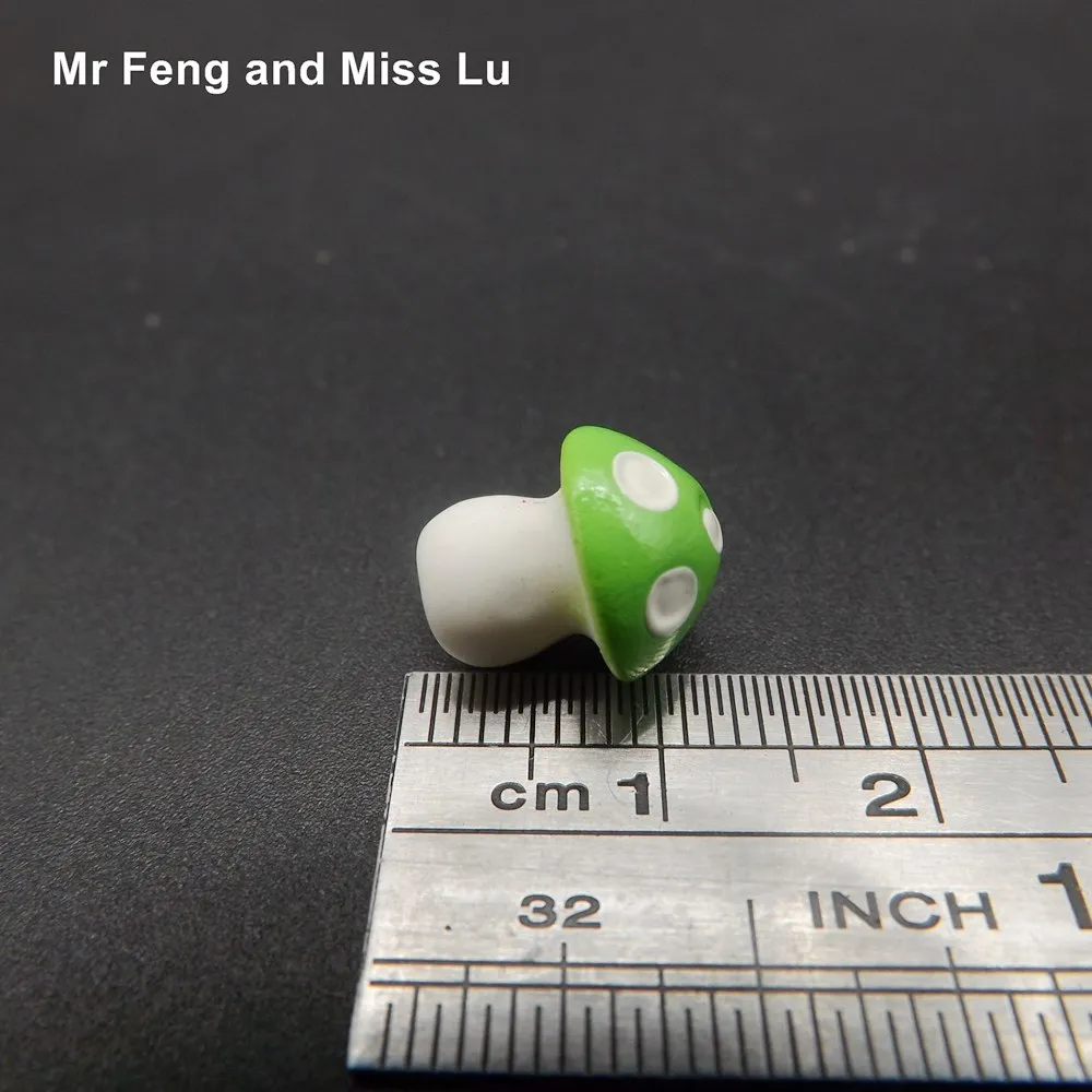 Зеленый гриб милые миниатюрные игрушки мини игра ребенок|figurines made in japan|toy rulertoys