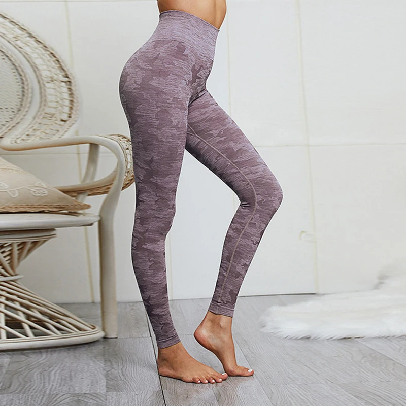 Камуфляжные трикотажные бесшовные женские леггинсы в стиле пэчворк для фитнеса