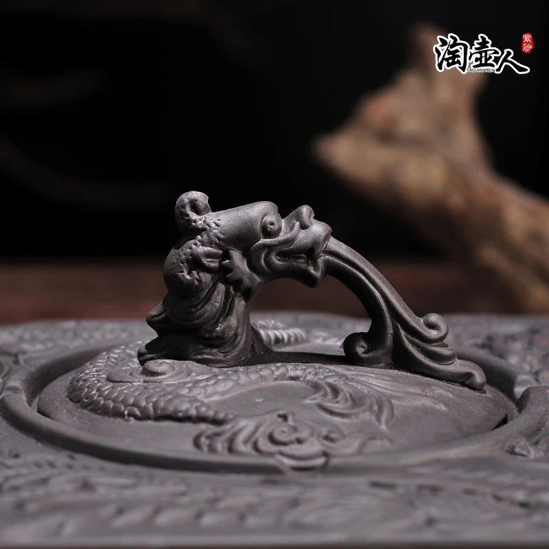 

Creative Dragon Ashtray with cover personality Chinese style of the ancient living room office large purple clay ashtray