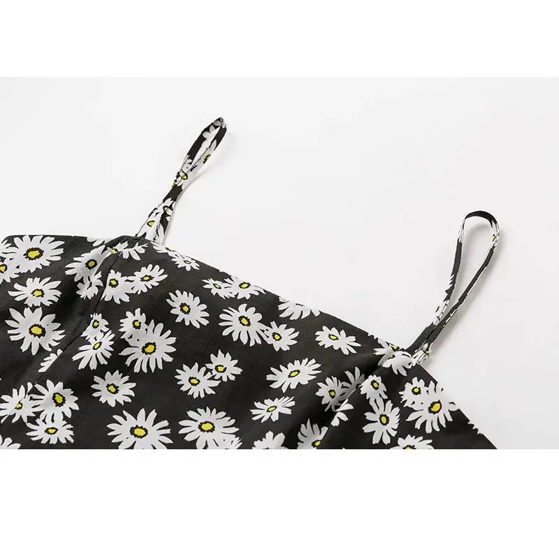 Женское винтажное мини платье в стиле бохо повседневное белое с цветочным