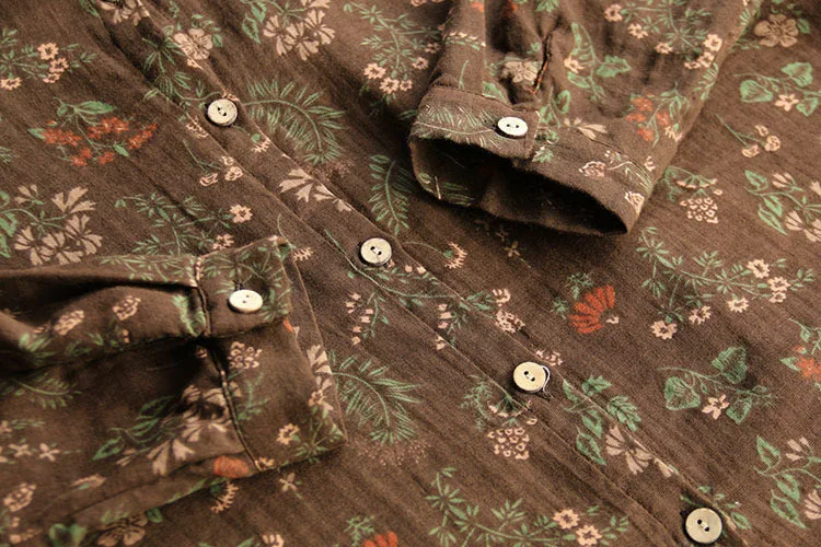 

5123 New autumn women blouse Japan Style Literary Loose cotton turndown collar Floral print blouse women Casual long sleeve tops