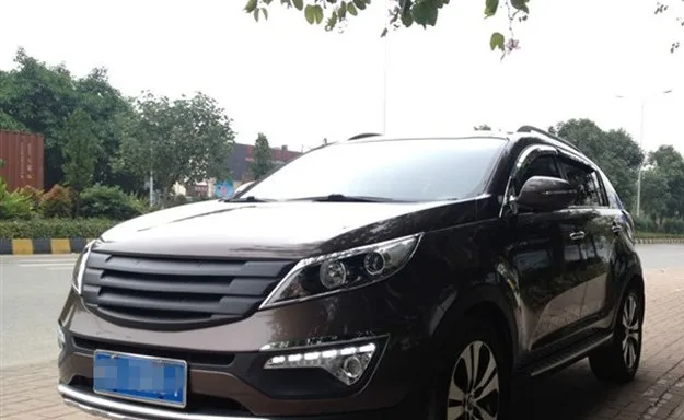 Передняя решетка радиатора матового черного цвета с отделкой для гонок Kia Sportage 3