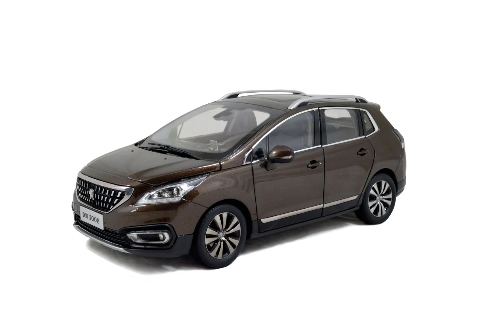 Paudi модель 1/18 1:18 Масштаб peugeot 3008 коричневая литая модель автомобиля Игрушечная модель автомобиля открываются двери