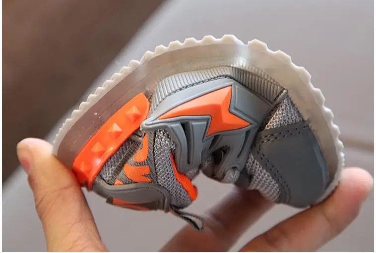New European Girls Boys Shoes LED Lighting Shining Children Casual Cool Glowing Baby Kids Sneakers EU 21-30 | Детская одежда и
