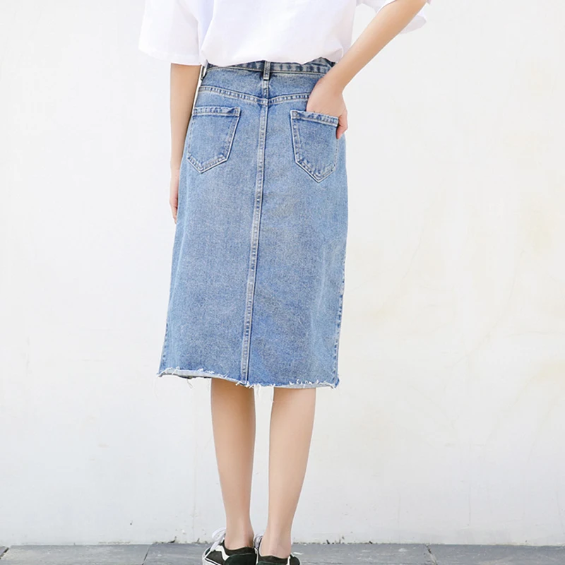 Женская джинсовая юбка трапециевидной формы синяя Однотонная средней длины на