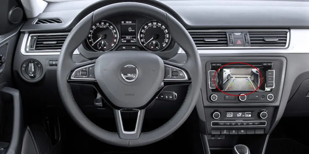 Liandlee Автомобильная камера заднего вида для Skoda Rapid 2012-/HD CCD задняя парковочная камера работает с экраном завода автомобиля