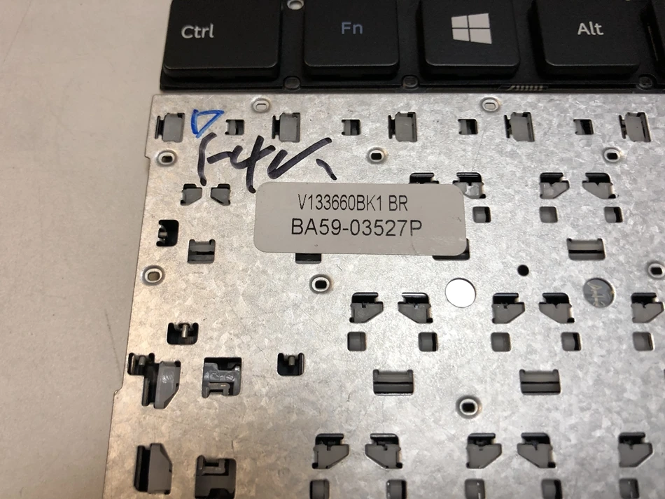 Бразильская Клавиатура для ноутбука SAMSUNG NP530U3B 530U3B NP530U3C 530U3C NP535U3C NP540U3C 532U3C BR Layout-1 |