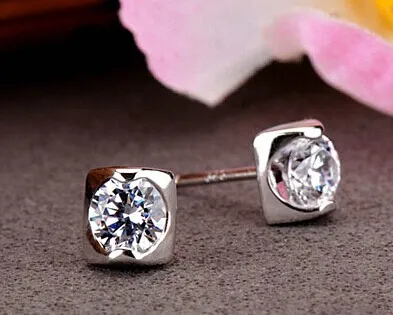Kiss me 0.4Ct/шт. круглая нарезанная синтетическая шпилька с алмазами серьги Свадебные