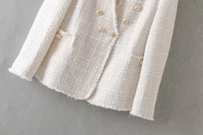 Женское элегантное белое двубортное пальто с v-образным вырезом и пуговицами