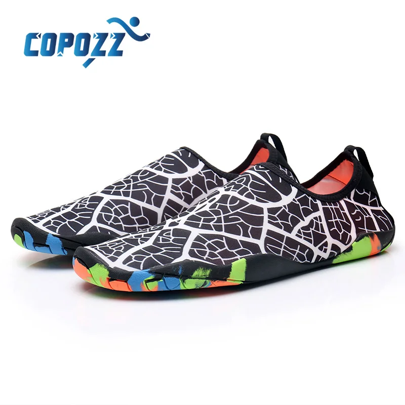 

Unisex Aqua Shoes Summer Water Shoes Men Breathable Beach Slippers Wading Upstream Shoes Light Woman Swimming Sandals Sea Surf