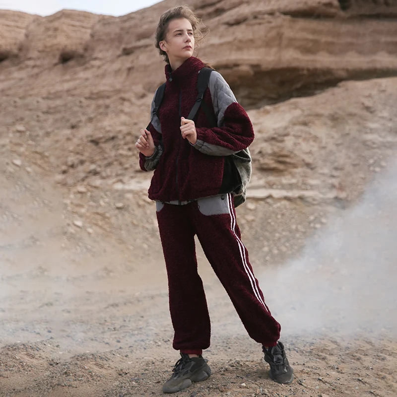 

2018 Winter Collection original design burgundy casual white duck down patchwork lambswool jacket set women